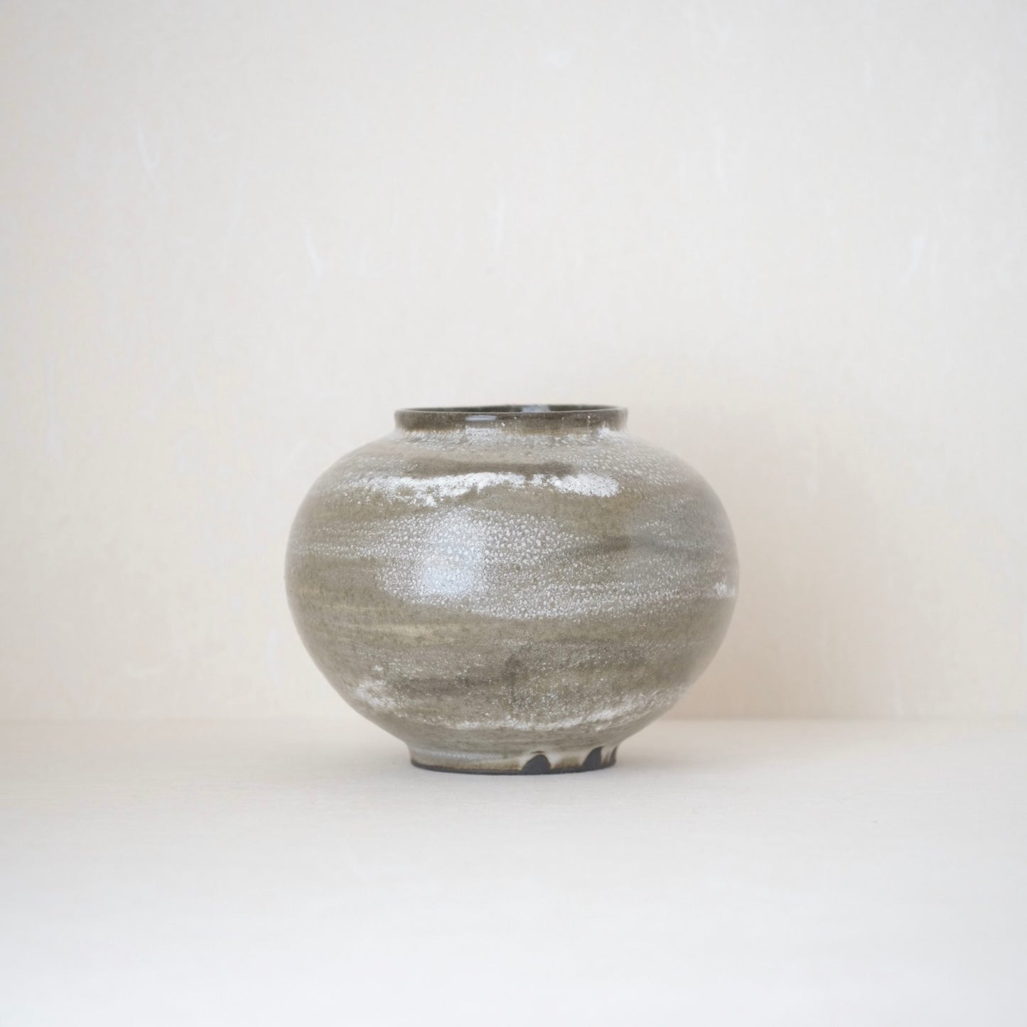 Moon Jar No.9, 2023