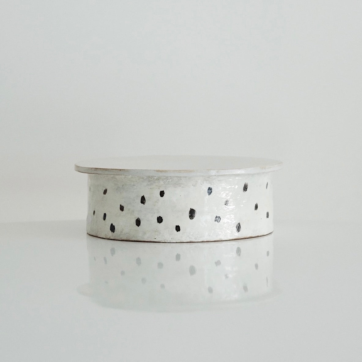 Buncheong Cake Stand / Soban