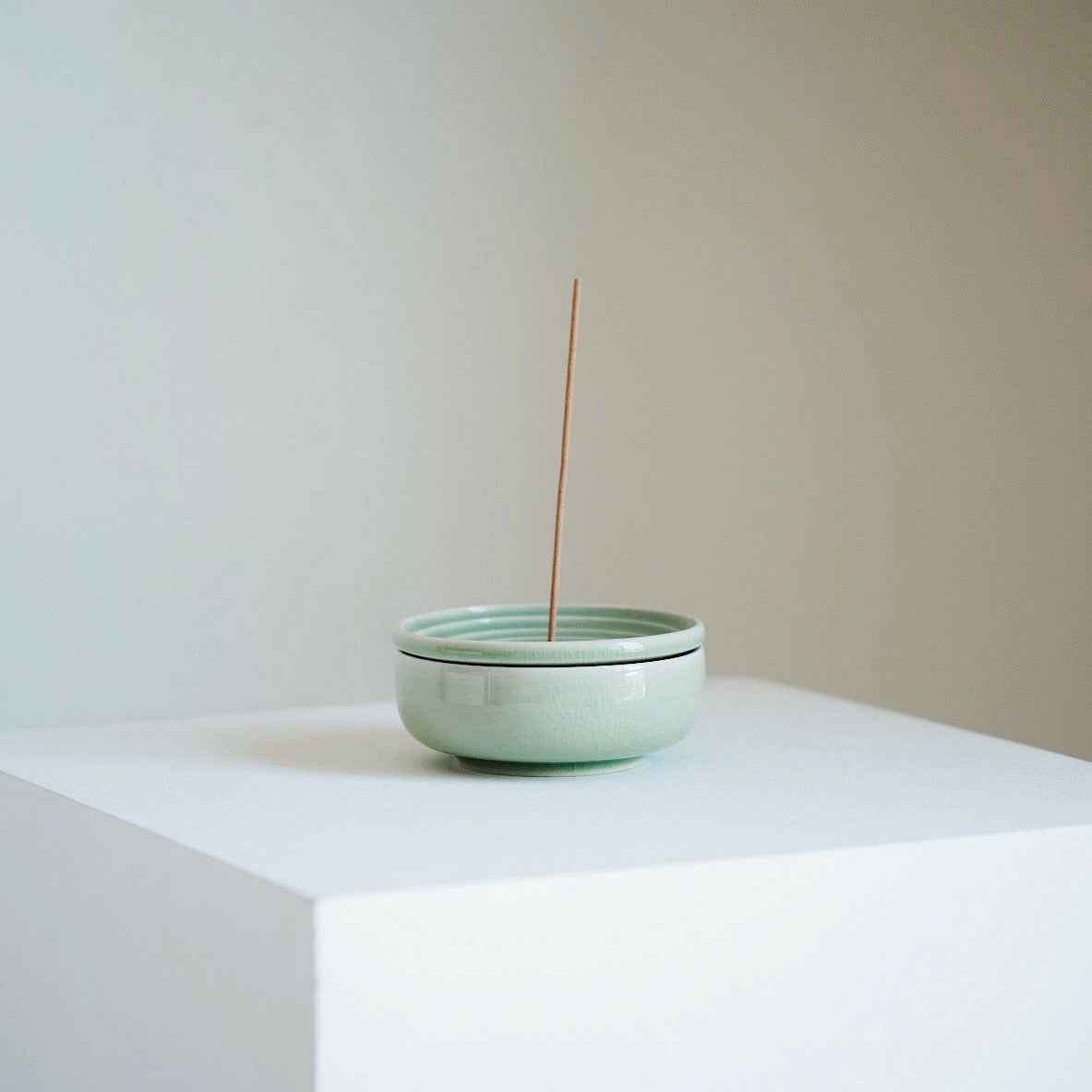 Chungja Incense Holder