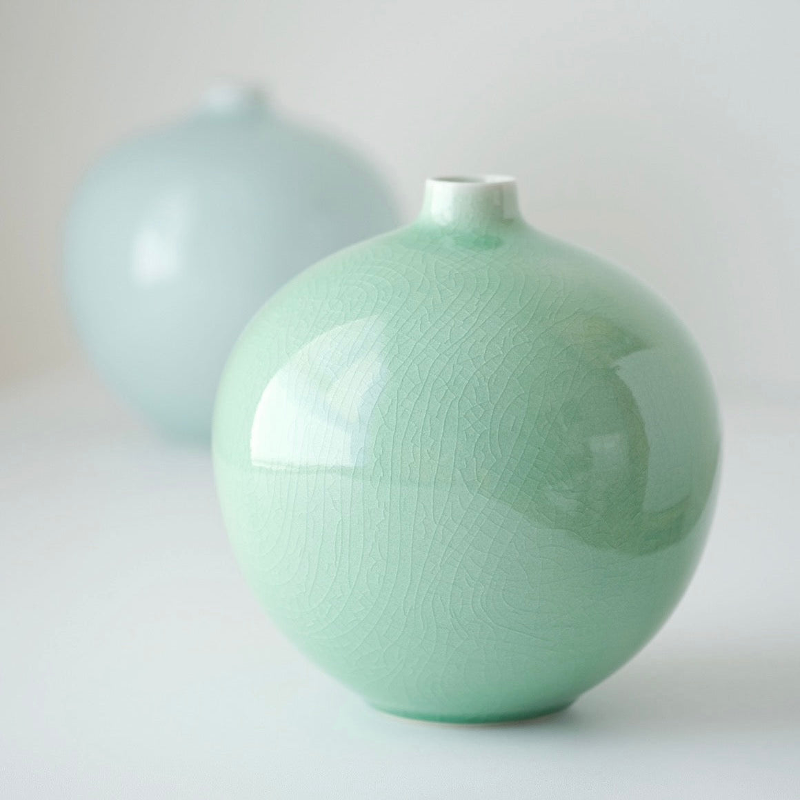 Chungja Vase - Medium