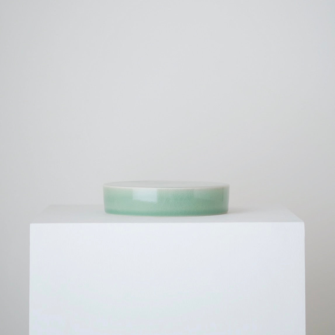 Chungja Straight Footed Plate