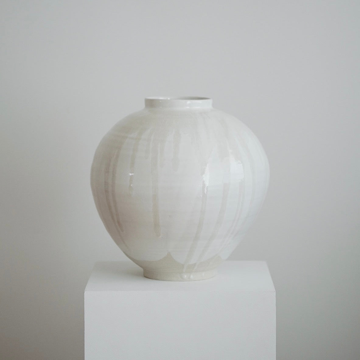 Moon Jar No.1