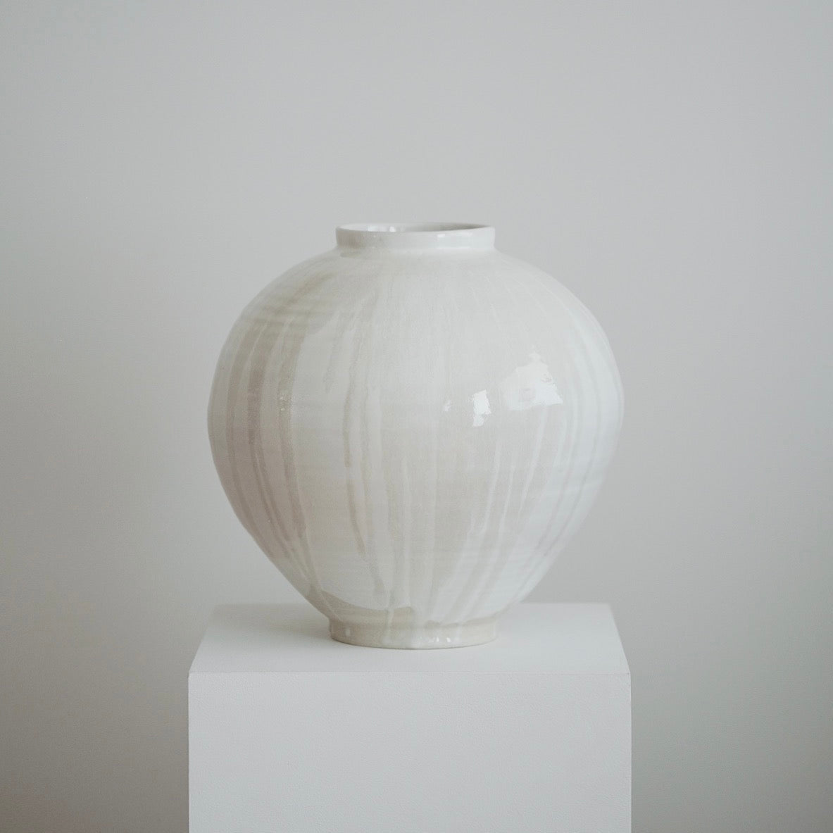 Moon Jar No.1