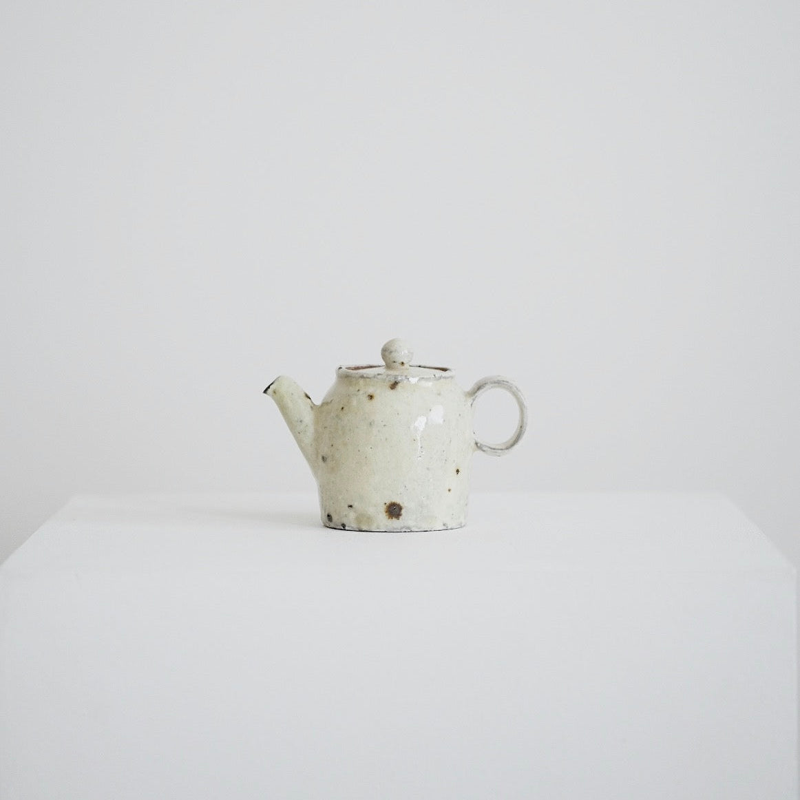 Buncheong Tea Pot - Deombung