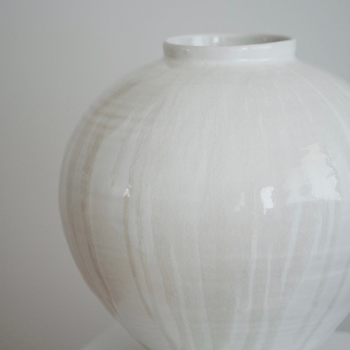 Moon Jar No.1