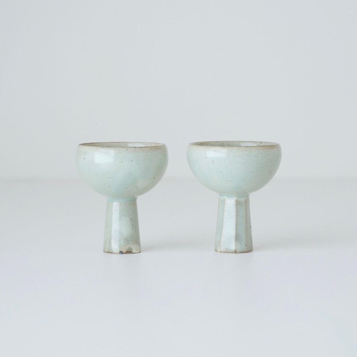Chungja Soju Server and Cup Set