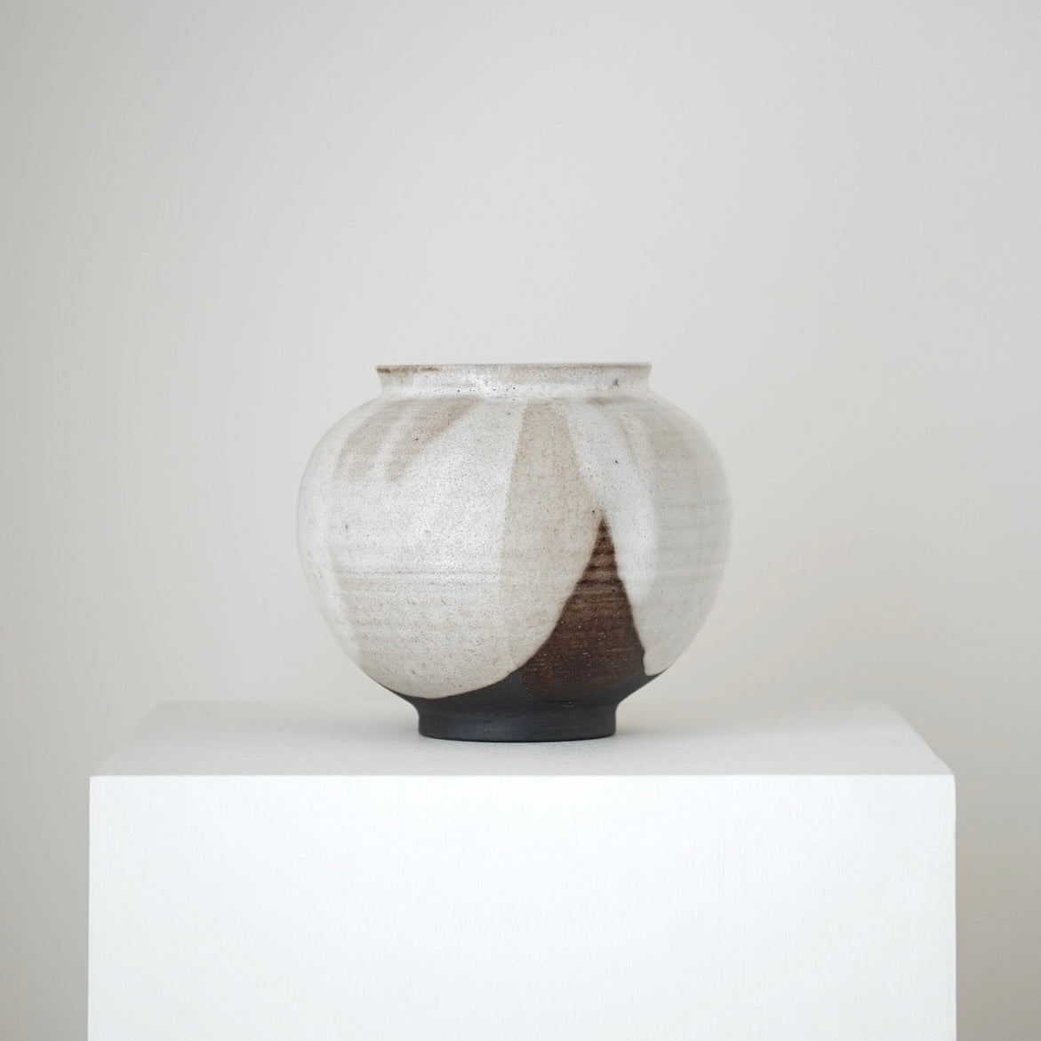 Moon Jar No.6
