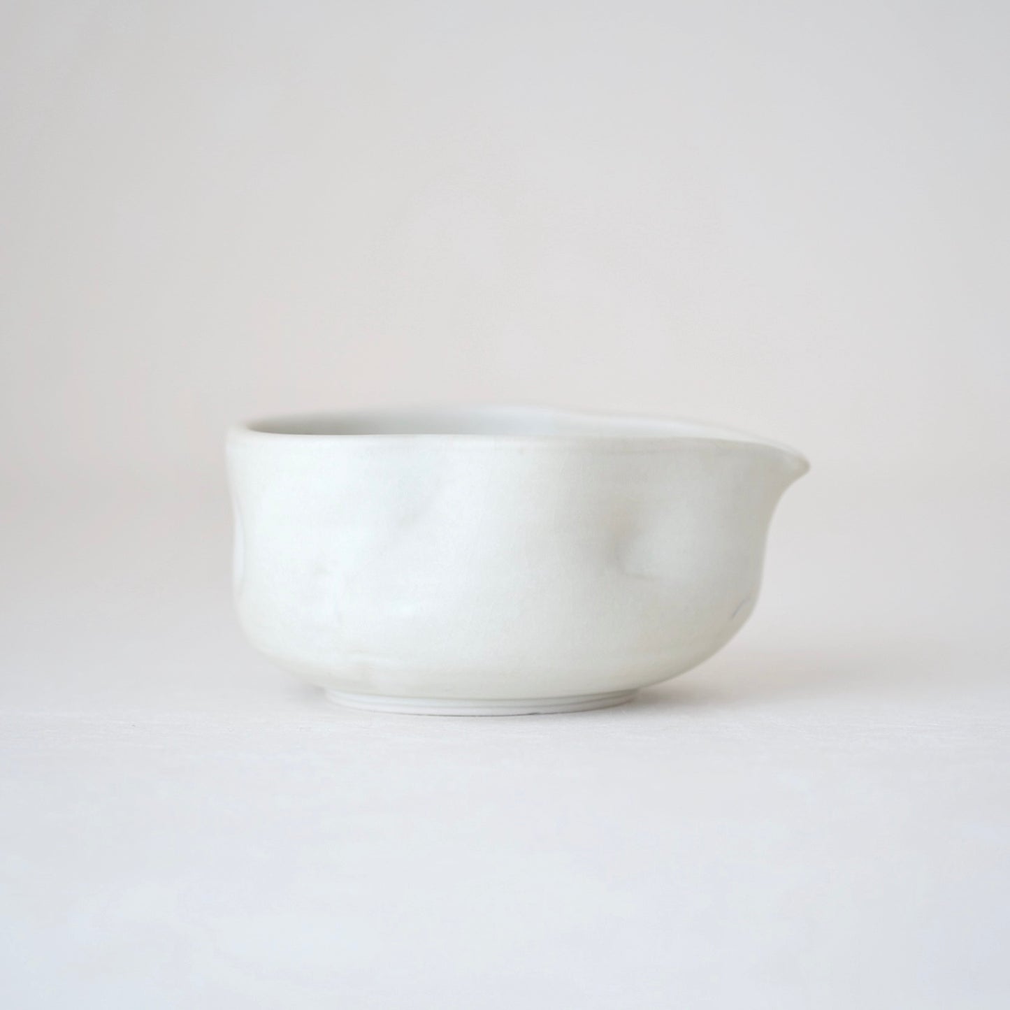 Eggshell Wobbly Mixing Bowl