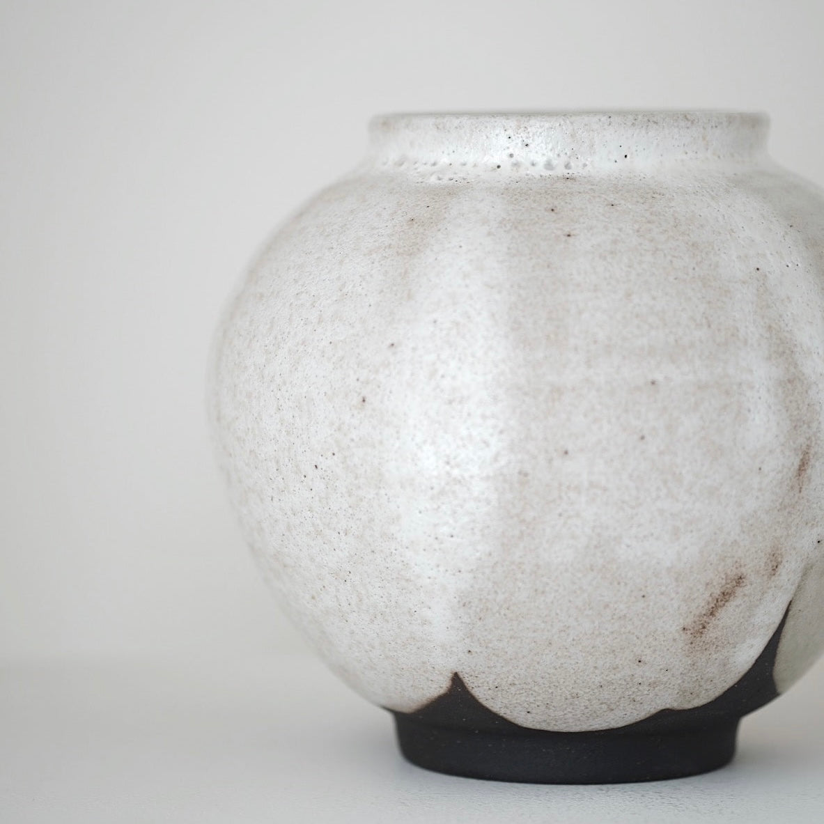 Moon Jar No.7