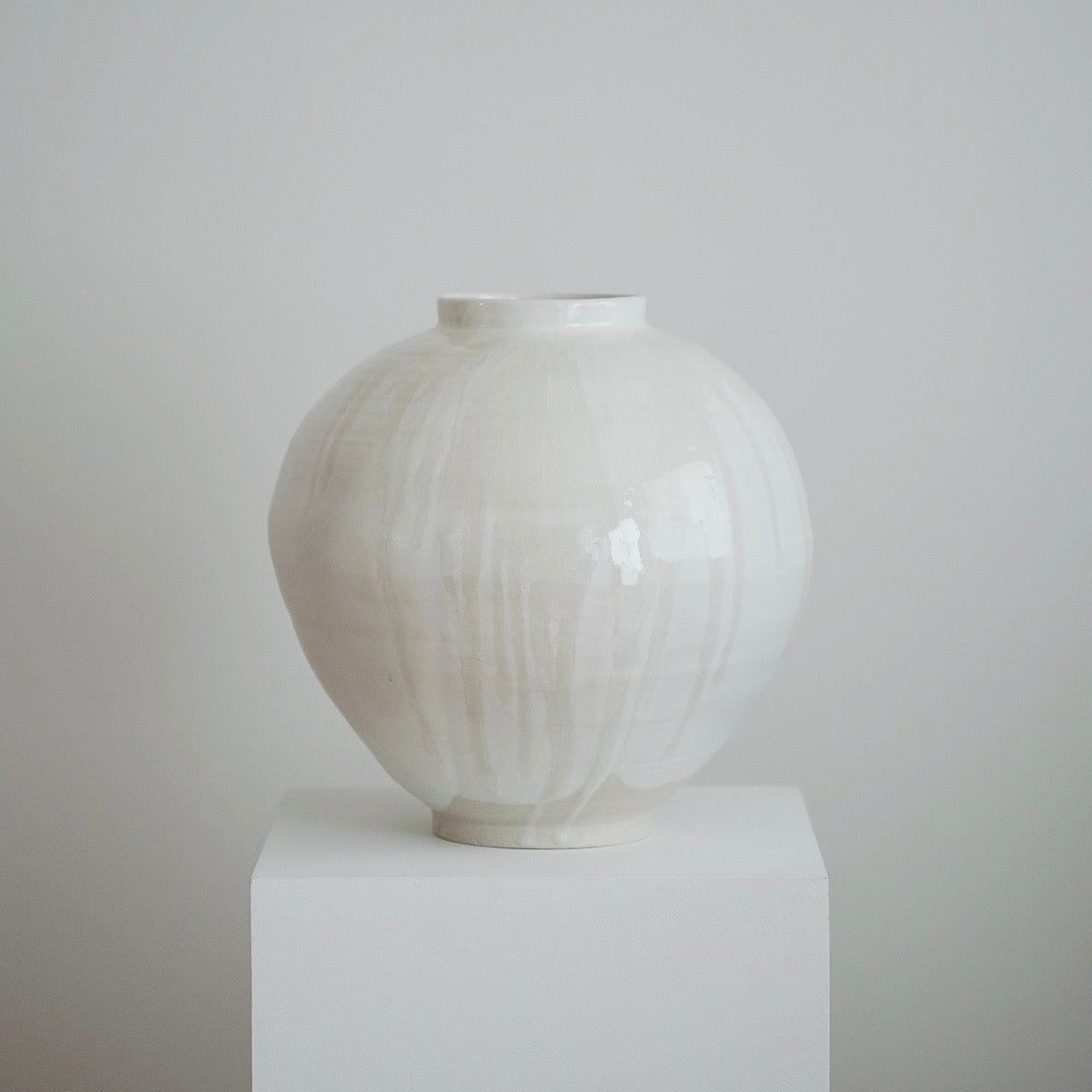 Moon Jar No.1