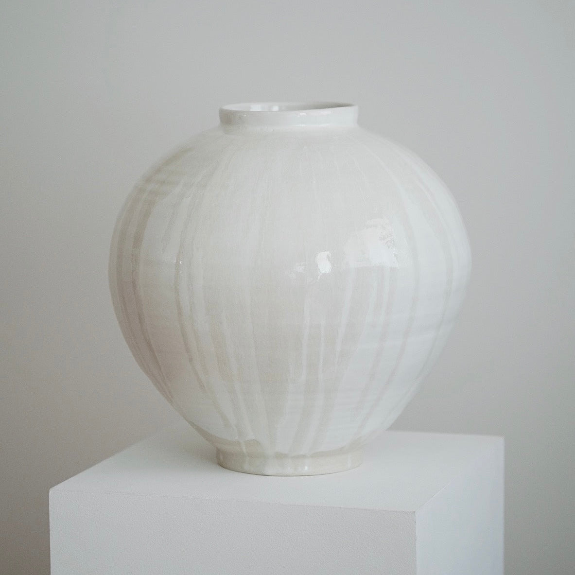 Moon Jar No.1