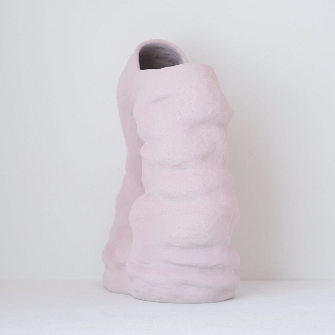 Upper Body Vase, 2021 - Pink