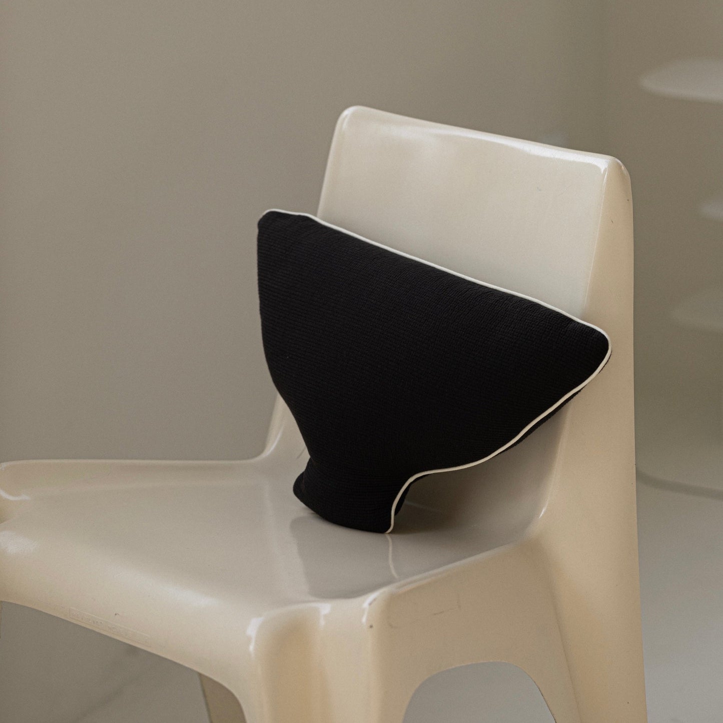 Maksabal Throw Pillow - Black