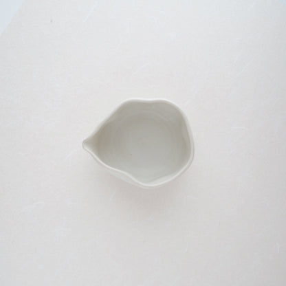 Eggshell Wobbly Mixing Bowl