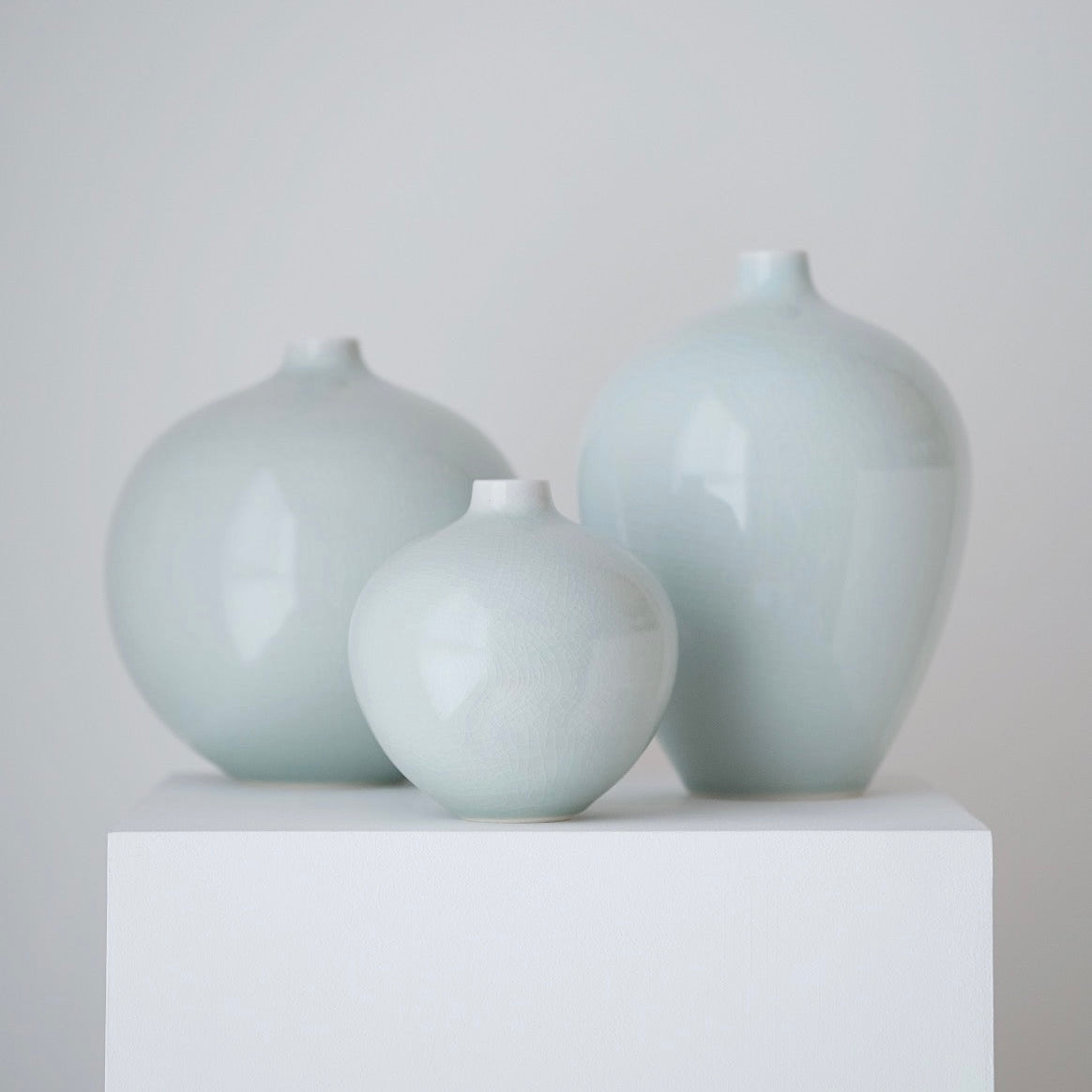 Light-Chungja(연청자) Vase - Small