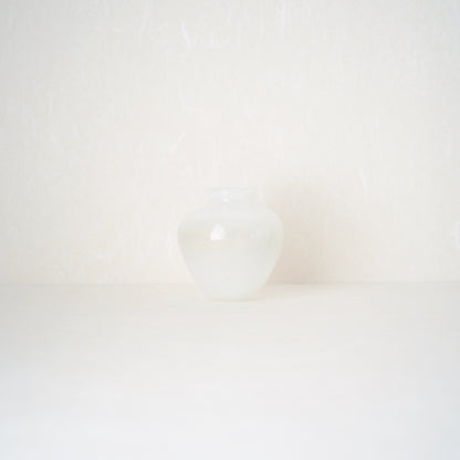 Small Hanji Glass Vase - White