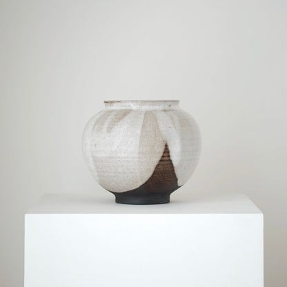 Moon Jar No.6