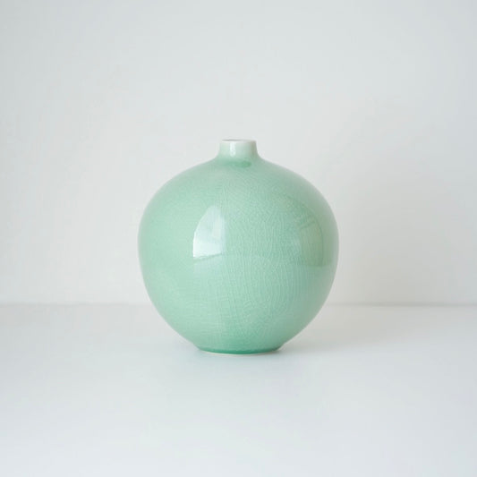 Chungja Vase - Medium