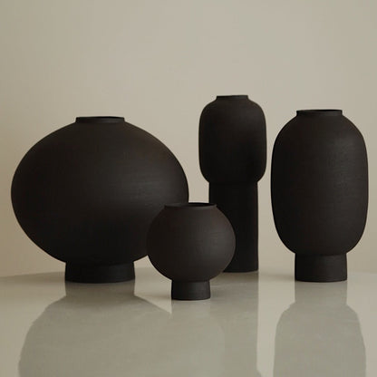 Mu-yi(무이) Heukja Vase No.1