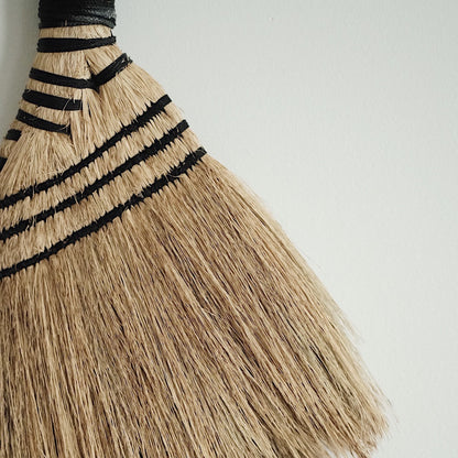 Small Broom Bitjaru(firm) - Black