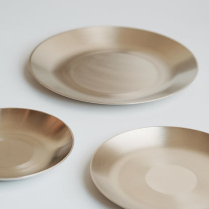 Yugi Round Plate(3 sizes)