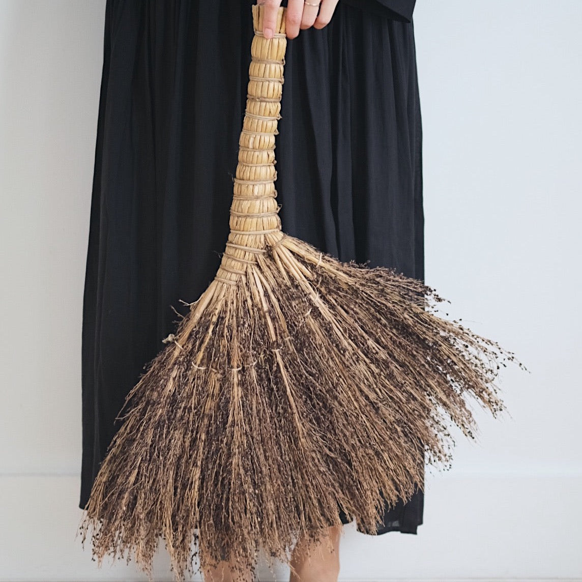Large Broom Bitjaru - Sorghum