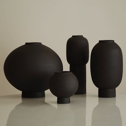 Mu-yi(무이) Heukja Vase No.2