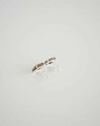 Chilbo Earrings - White