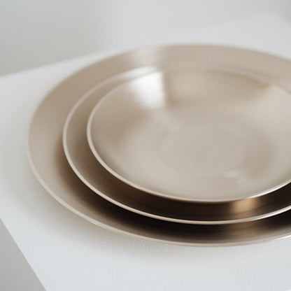 Yugi Round Plate(3 sizes)