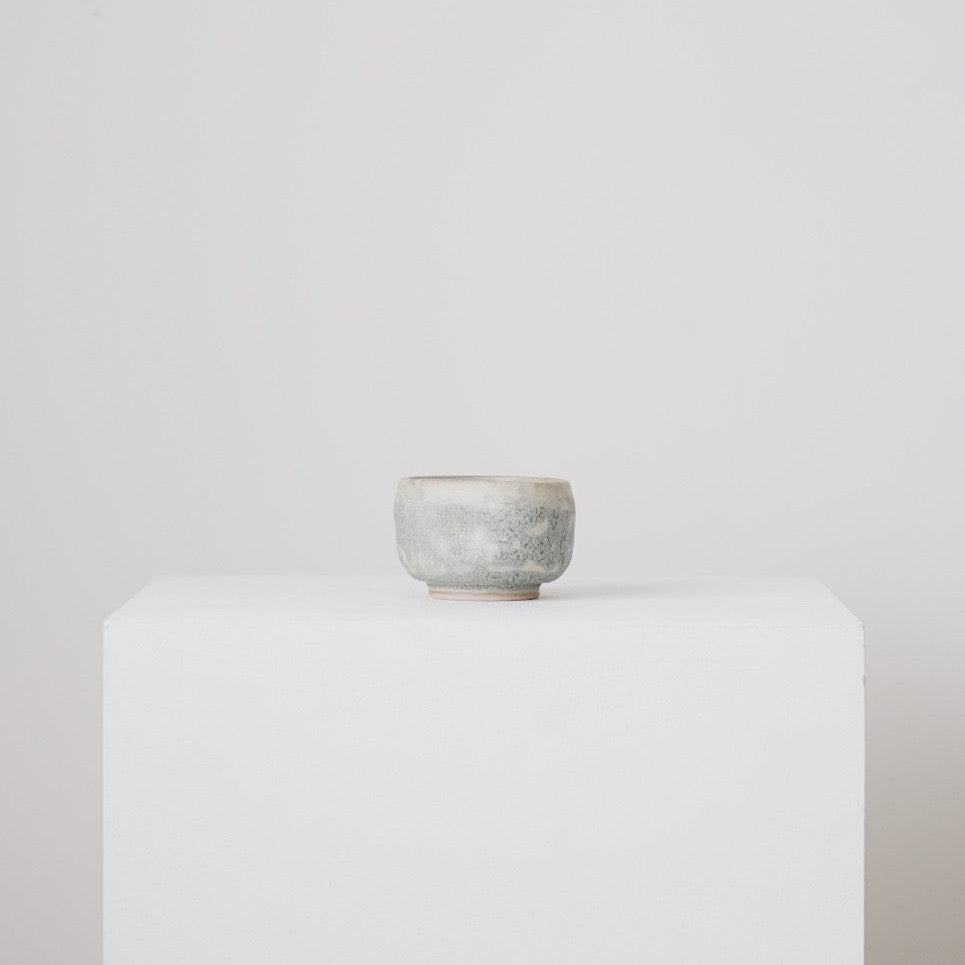 Small Wobbly Mug - White Moss
