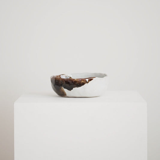 Pinching Bowl - Black & White Cookie