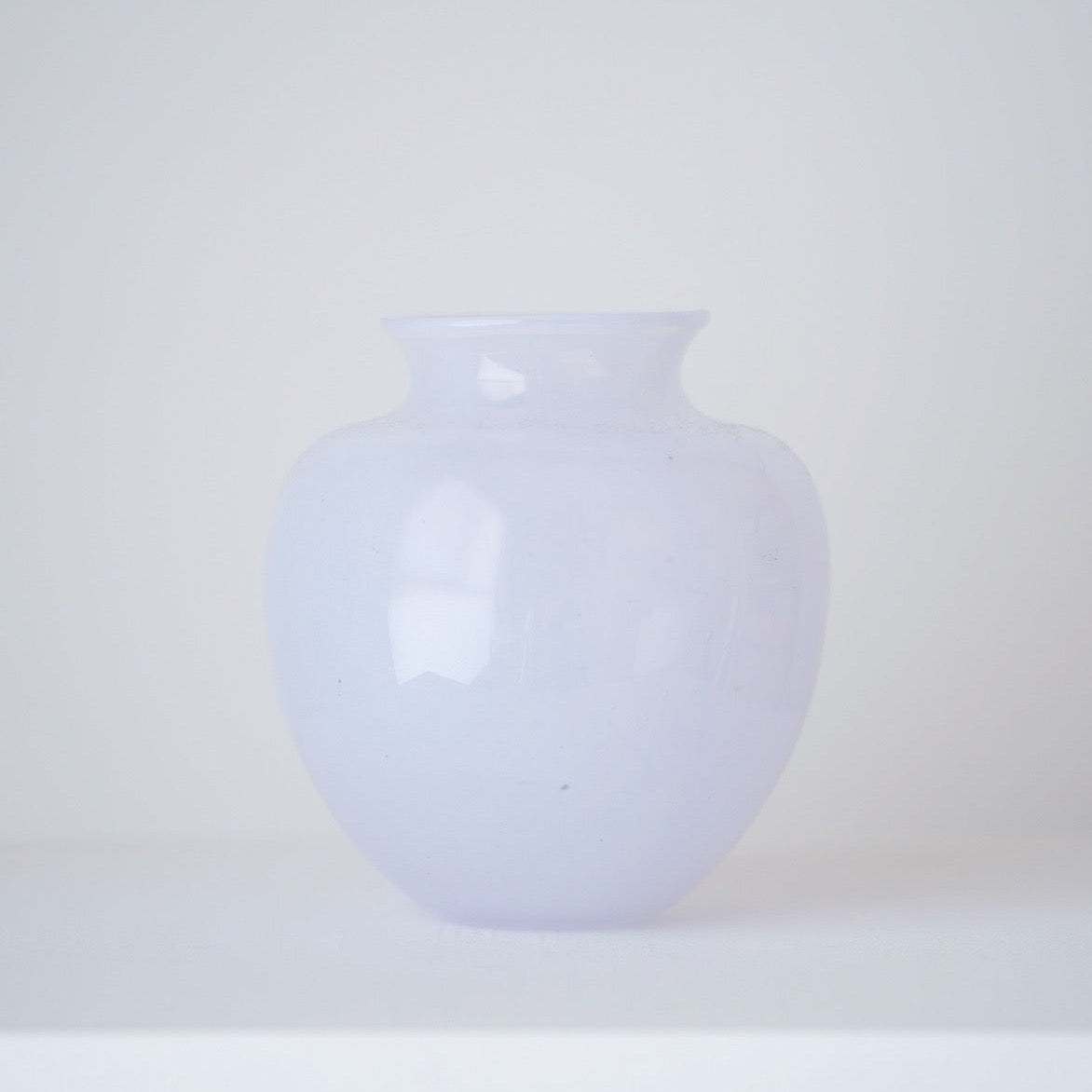 Medium Hanji Glass Vase - Lavender